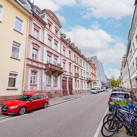Stayinn "Heart Of The City" Suite Freiburg im Breisgau Buitenkant foto